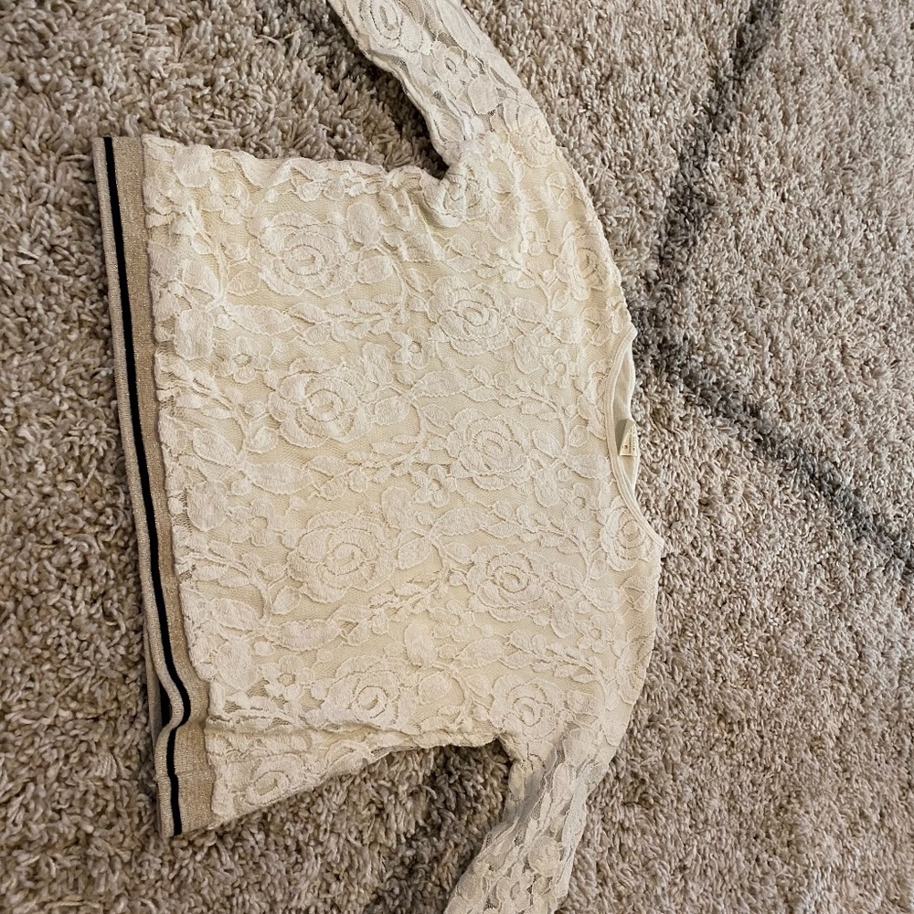 Lace shirt